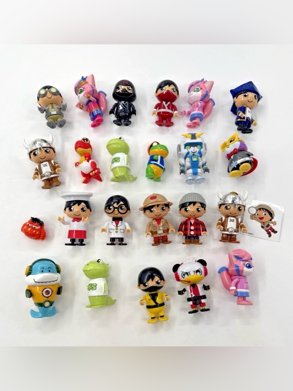 Ryan's World Figures Lot of 23 Large Safari Characters Mixed Toy Gus 3 Inch